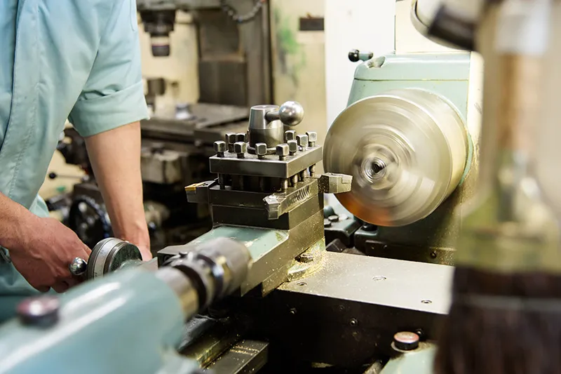 高精度な製品を生み出すための製造環境